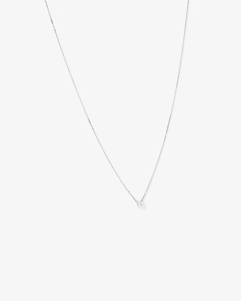 0,25 Carats TW Collier solitaire diamant taille émeraude en or blanc 18kt