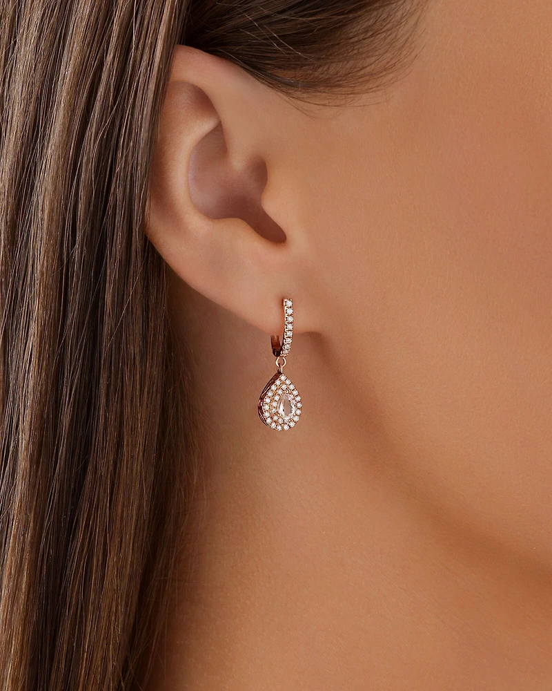 Pendants d'oreilles griffés en or rose 10 K avec diamants totalisant 0,38 ct et morganite Sir Michael Hill Designer