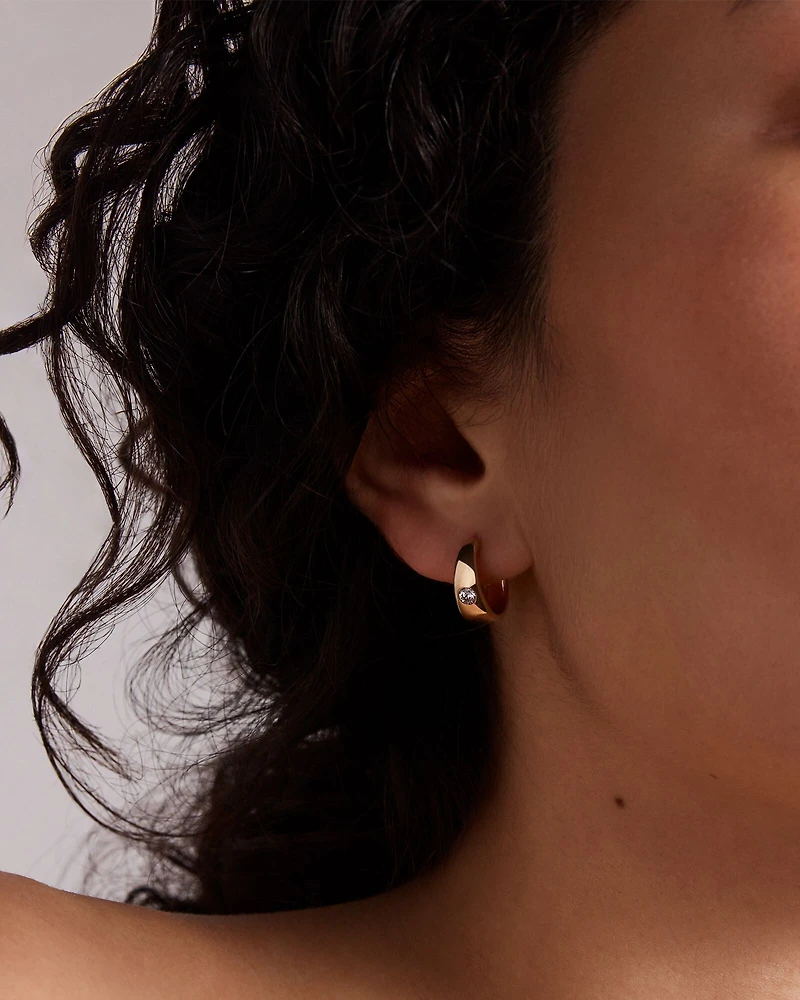 0.24 Carat TW of Laboratory-Grown Round Brilliant Diamond Huggie Earrings in 10kt Yellow Gold