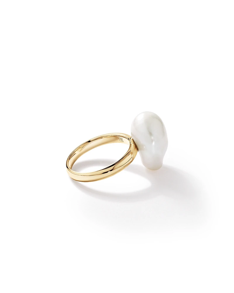 Bague avec perle baroque d’eau douce cultivée en or jaune 10 carats