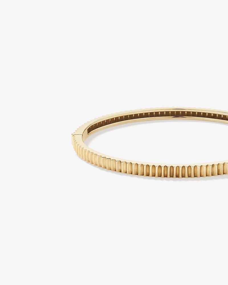 Bracelet jonc ovale strié en or jaune 10 carats