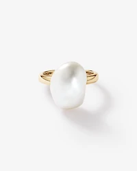 Bague avec perle baroque d’eau douce cultivée en or jaune 10 carats
