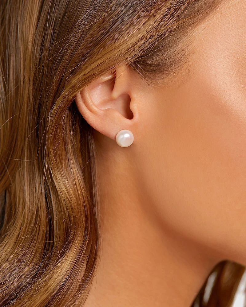 Boutons d'oreilles en argent sterling avec perles d'eau douce de culture en forme de bouton de 9 mm