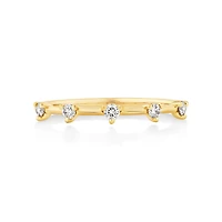 Bague sertie de diamants en or jaune 10kt