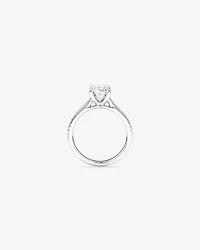 Bague de fiançailles en or blanc 14 carats avec diamant de laboratoire taille ovale de 2,20 carats
