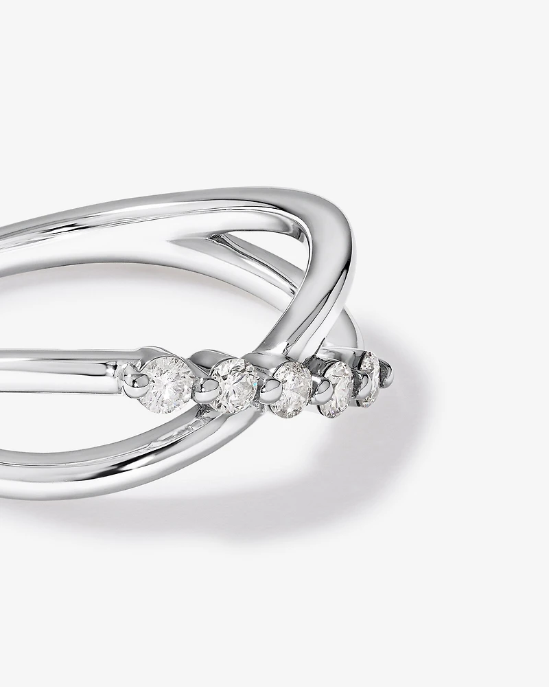 0.20 Carat TW Round Brilliant Diamond Crossover Ring in Sterling Silver