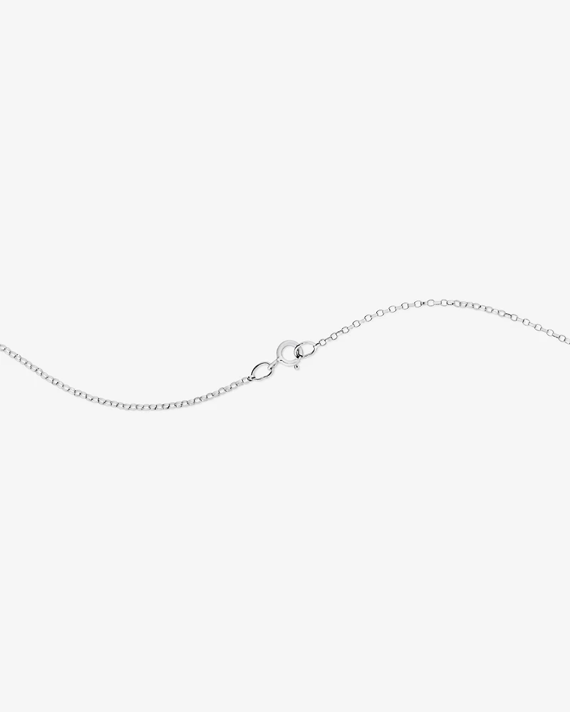 Collier à initiale Q en or blanc 10 K avec diamants totalisant 0,10 ct
