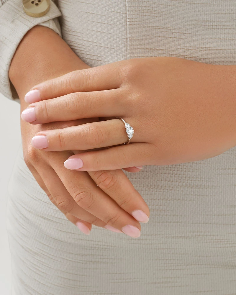 Bague de Fiançailles Trois Pierres Sir Michael Hill Designer avec 0,90 Carat TW de Diamants en Or Blanc 18kt