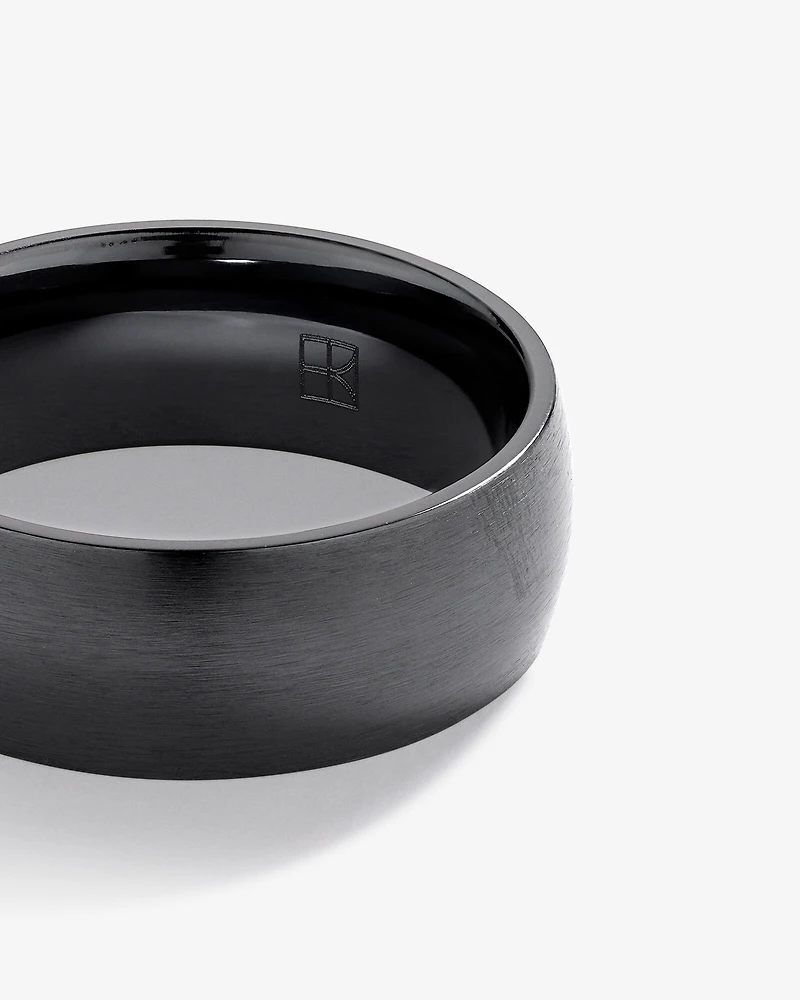 Bague de mariage en titane noir brossé à dôme de 8 mm