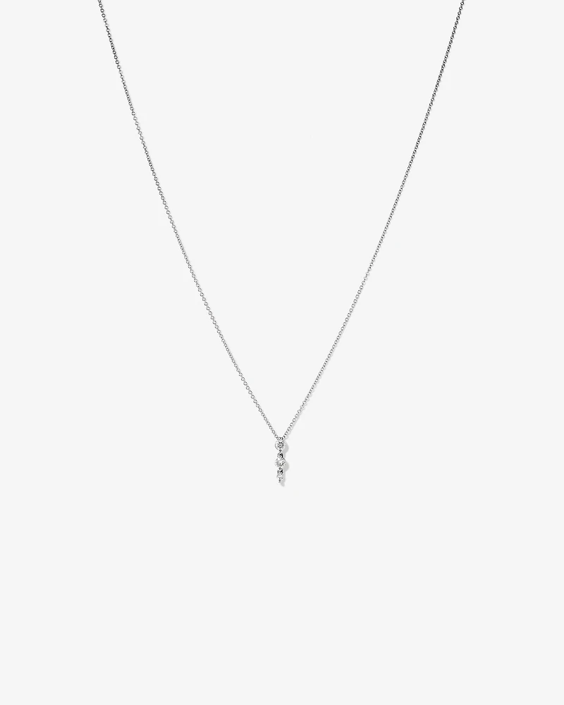 Graduated Drop Necklace with 0.28 Carat TW of Diamonds in 18kt White Gold