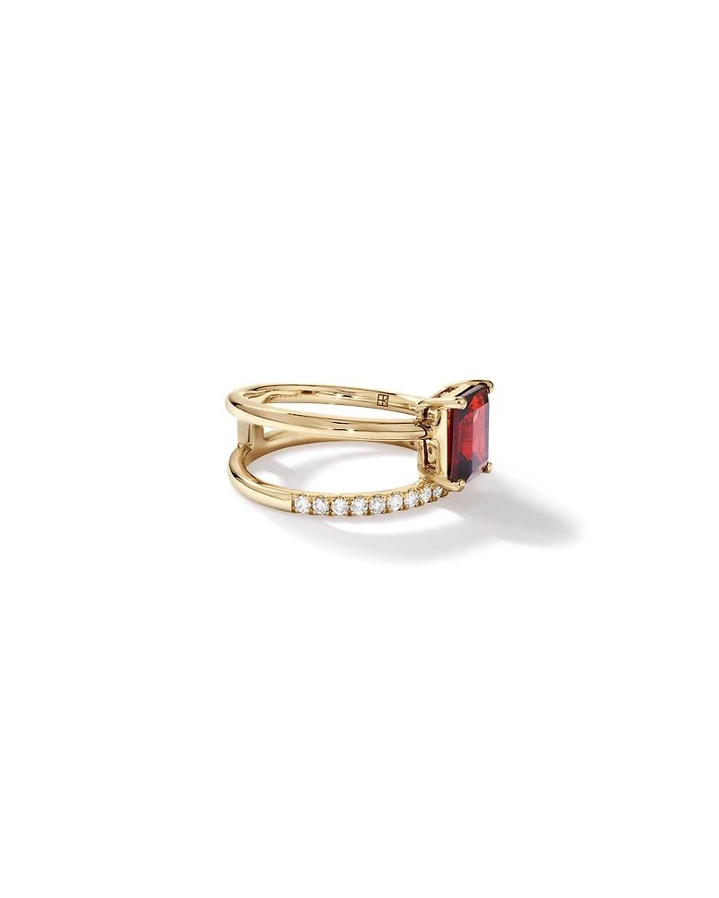 Bague à Double Anneau avec Grenat Émeraude et 0,25 Carat PT de Diamants en Or Jaune 10 carats