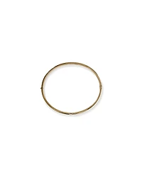 Jonc ovale accentué de diamants en or jaune 10kt