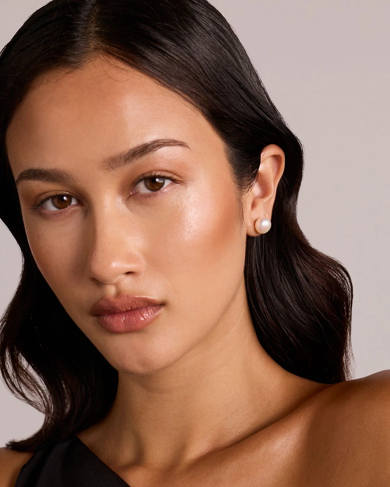 Boucles d’oreilles à perles d’eau douce cultivées bouton 10,5–11 mm en or jaune 10 carats