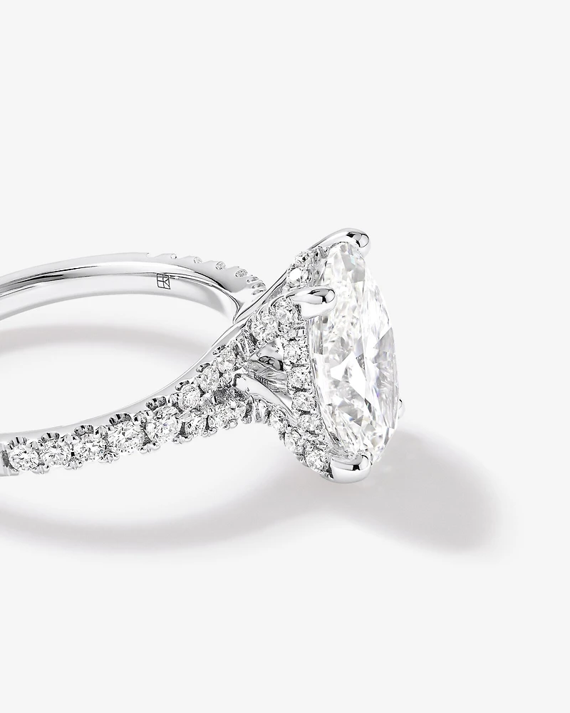 Bague de fiançailles en or blanc 18 carats avec diamant de laboratoire taille ovale de 3,50 carats