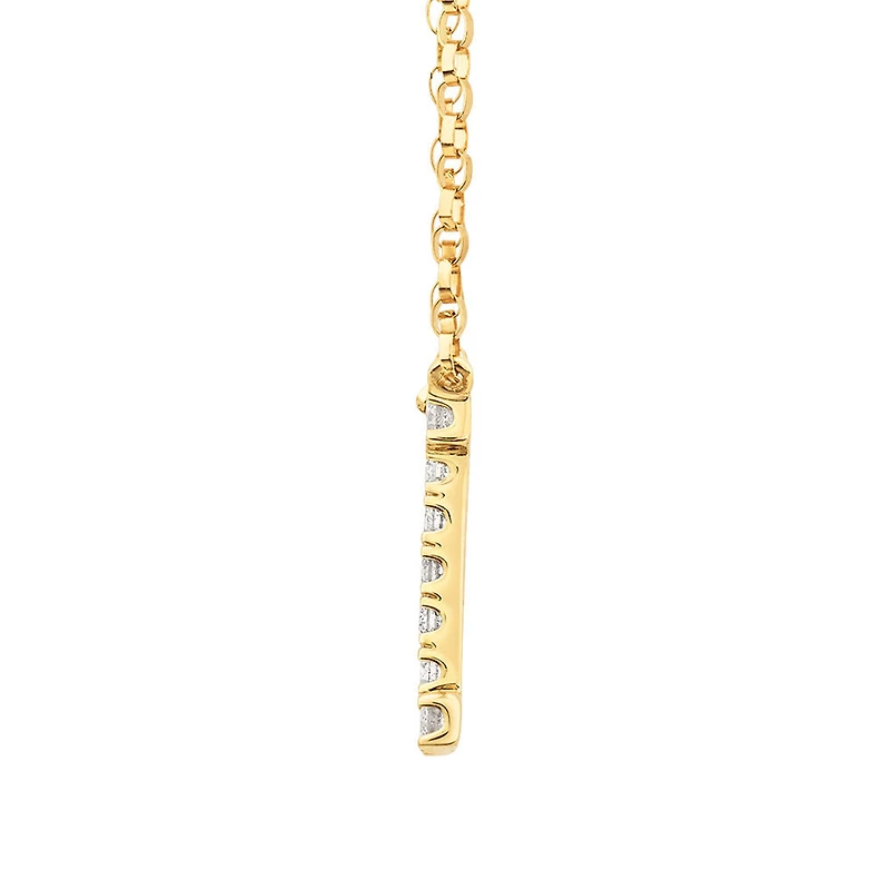 Collier à initiale « I » en or jaune 10 K à diamants totalisant 0,10 ct