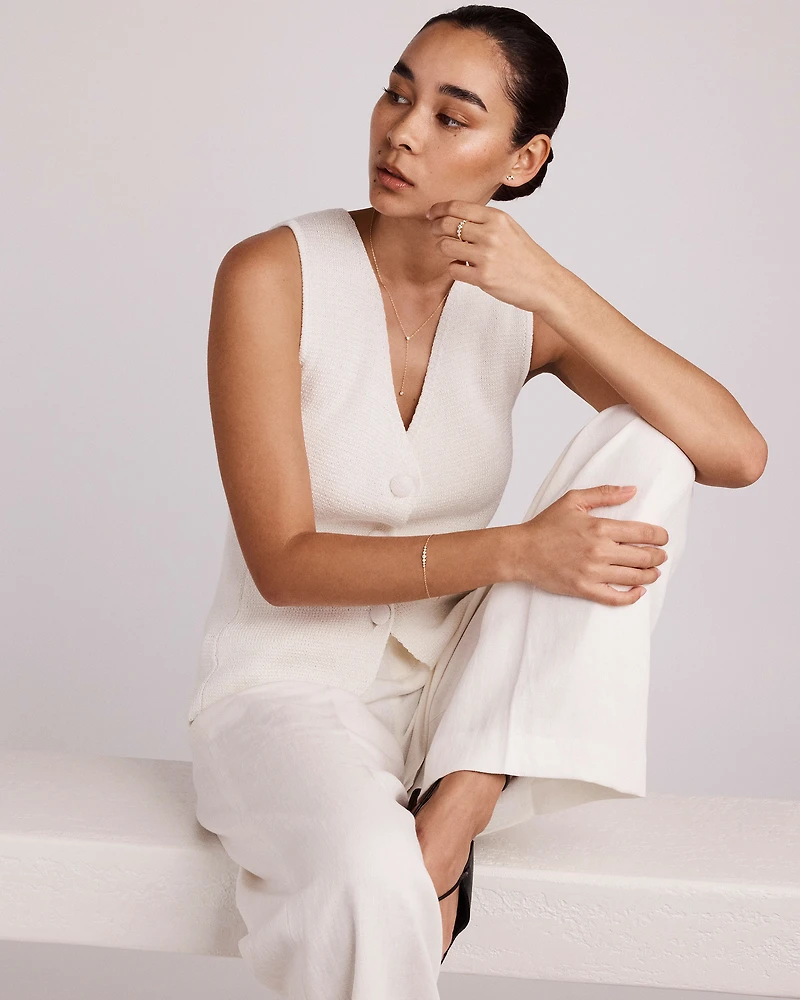 0.15 Carat TW Round Brilliant Graduated Diamond Bezel Set Stud Earrings in 10kt Yellow Gold