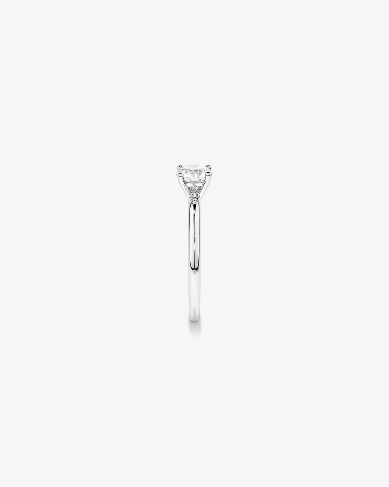 Bague de fiançailles en diamant solitaire ronde brillante cultivée laboratoire 0,70 carat TW or blanc 14 carats