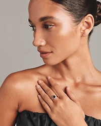 0,25 Carat TW Boucles d'oreilles puces solitaires en or blanc 18kt