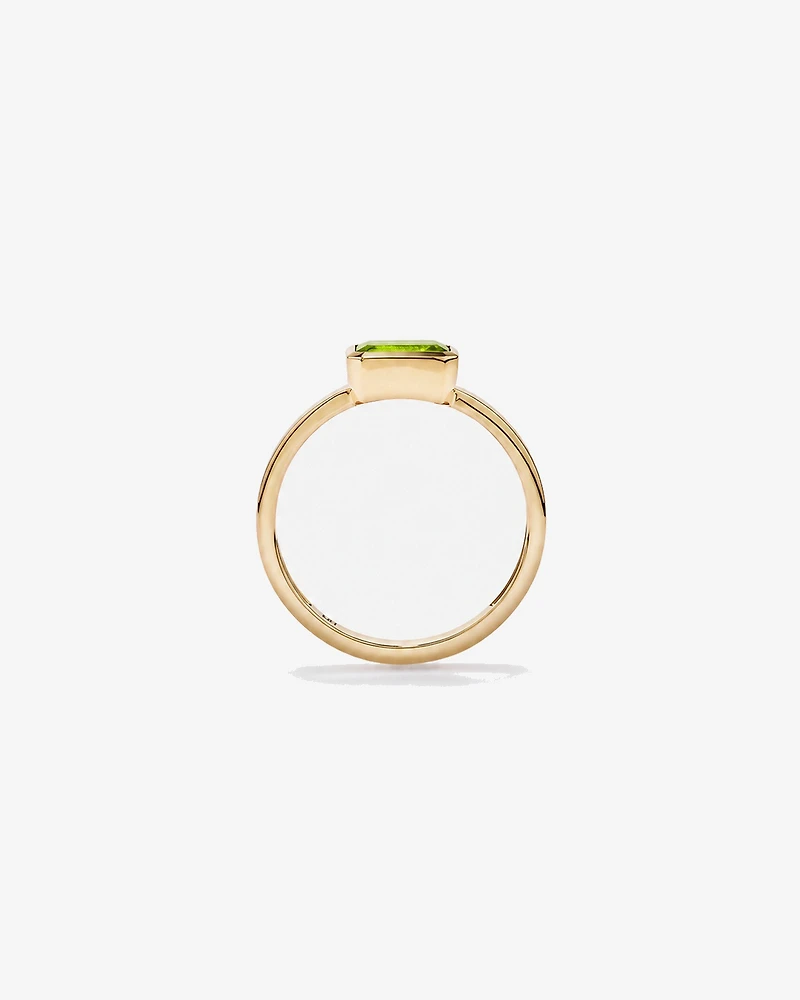 Peridot Bezel Ring 10kt Yellow Gold