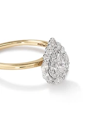 Bague de fiançailles halo en or jaune et blanc 14 carats avec diamant taille poire, marquise et brillant rond d'un poids total de 0,67 carat.