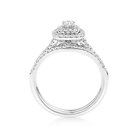 Bridal Set with 0.60 Carat TW of Diamonds in 14kt White Gold