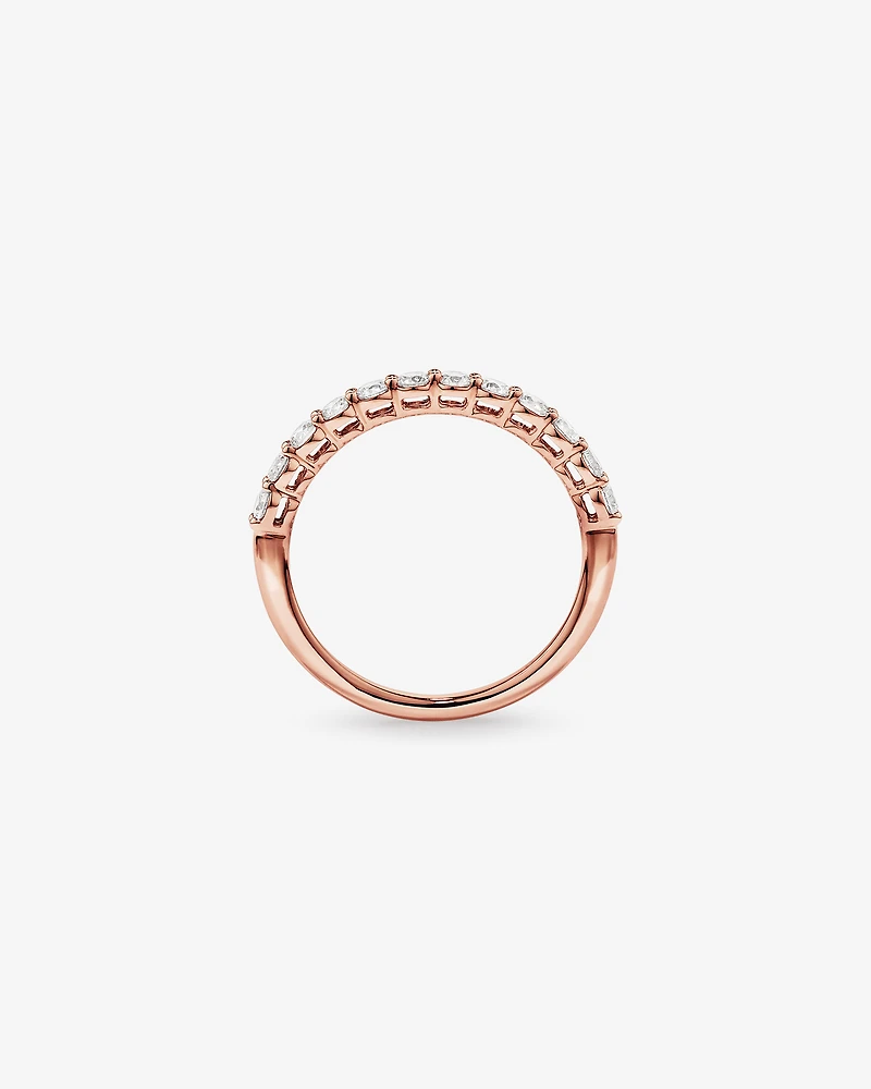 Alliance ronde en diamant brillant cultivé en laboratoire TW sertie de griffes TW de 0,60 carat en or rose 14 carats