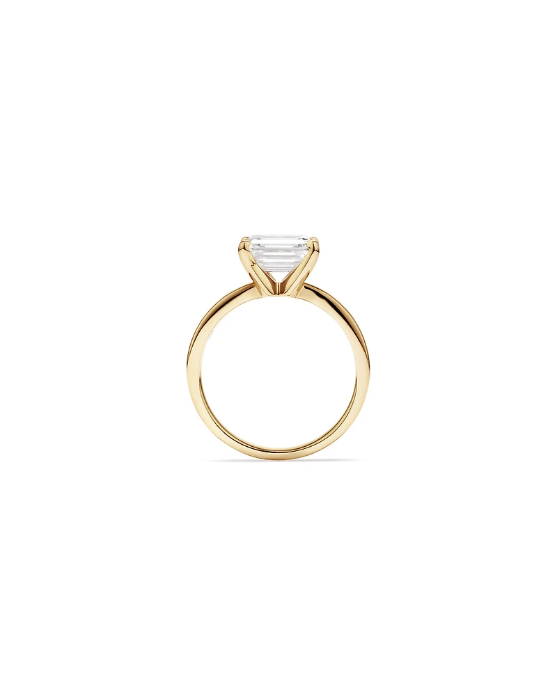 Bague de fiançailles en or jaune 14 carats avec un diamant solitaire East West taille émeraude 2,00