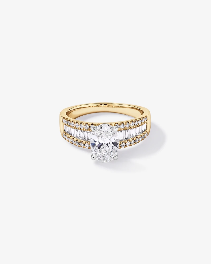 Bague en diamant latérale ovale TW de 2,21 carats et baguette cultivée laboratoire or blanc 14