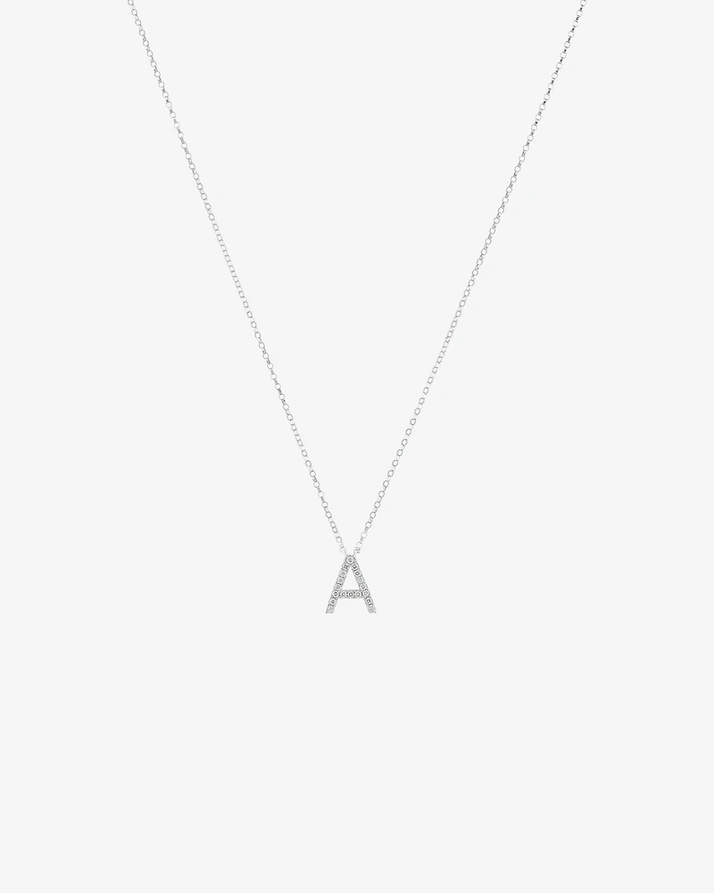 Collier à initiale « A » en or blanc 10 K avec diamants totalisant 0,10 ct