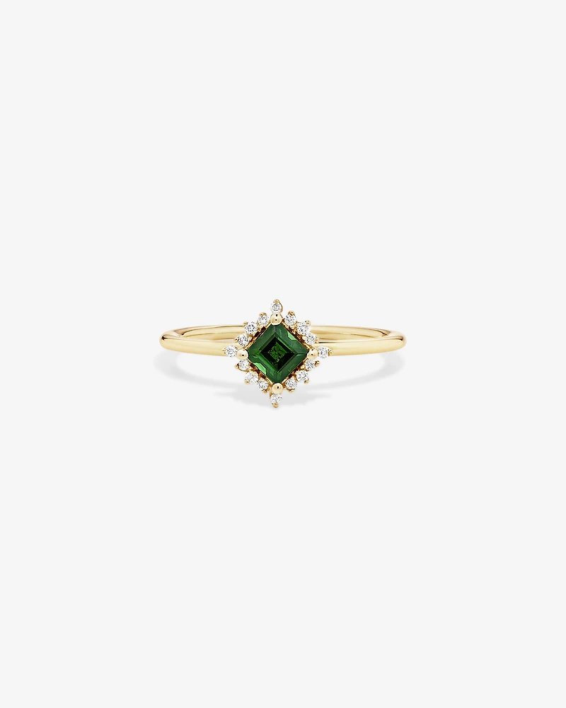 Ring with Green Tourmaline & Diamonds in 10kt Yellow Gold
