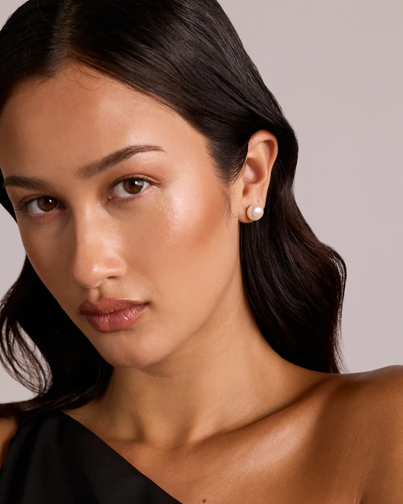 10.5-11mm Button Cultured Freshwater Pearl Stud Earrings in 10kt Yellow Gold