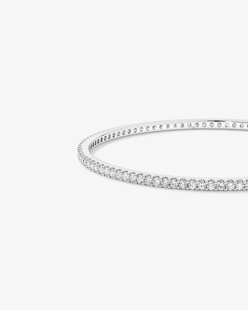 Bracelet ovale ovale en diamant cultivé en laboratoire 3,00 carats en or blanc 10 carats