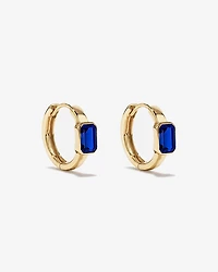Boucles d'oreilles anneaux Saphir créé serties clos en or jaune 10 ct