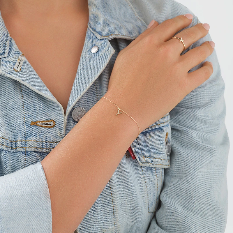 Collier à pendentif initiale Y en or jaune 10 K