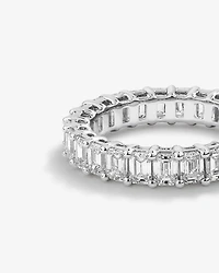 3,50 carats TW bague éternité avec diamants émeraude cultivés en laboratoire en or blanc 14kt.