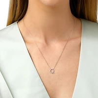 Collier à initiale Q en or blanc 10 K avec diamants totalisant 0,10 ct