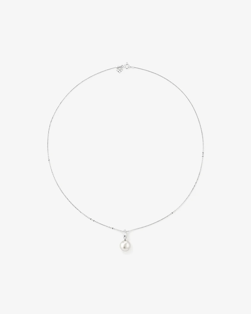Pendant with Cultured Freshwater Pearl in Sterling Silver