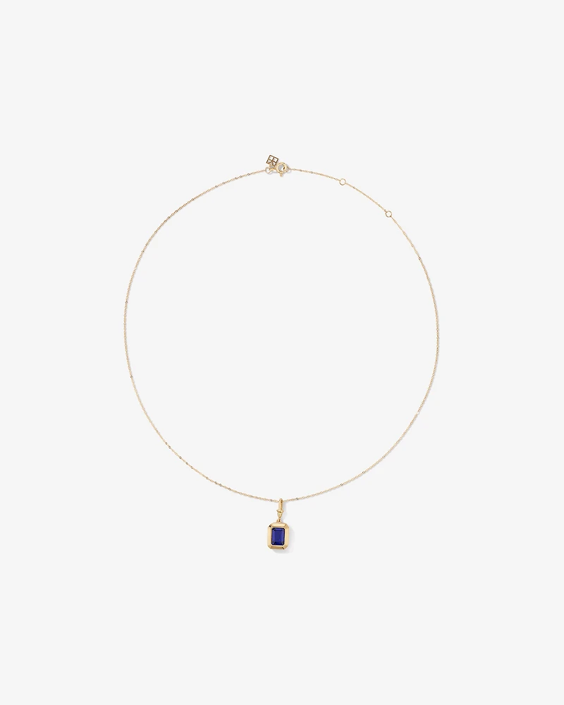 Pendentif avec Chaîne et Saphir de Synthèse Taille Émeraude en Serti Clos, Or Jaune 10 Carats