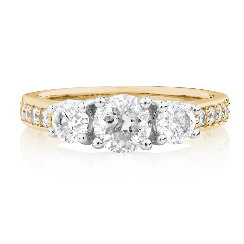 Bague de fiançailles en or blanc et jaune 14 K avec trois pierres et diamants totalisant 1,5 ct