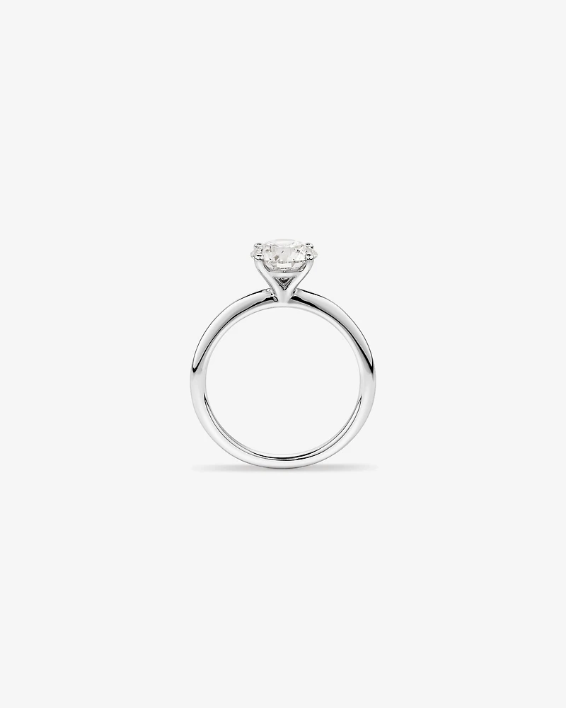 Bague De Fiançailles Solitaire En Diamant Laboratoire Rond Brillant 1,50 Carat Poids Total Or Blanc 14 Carats