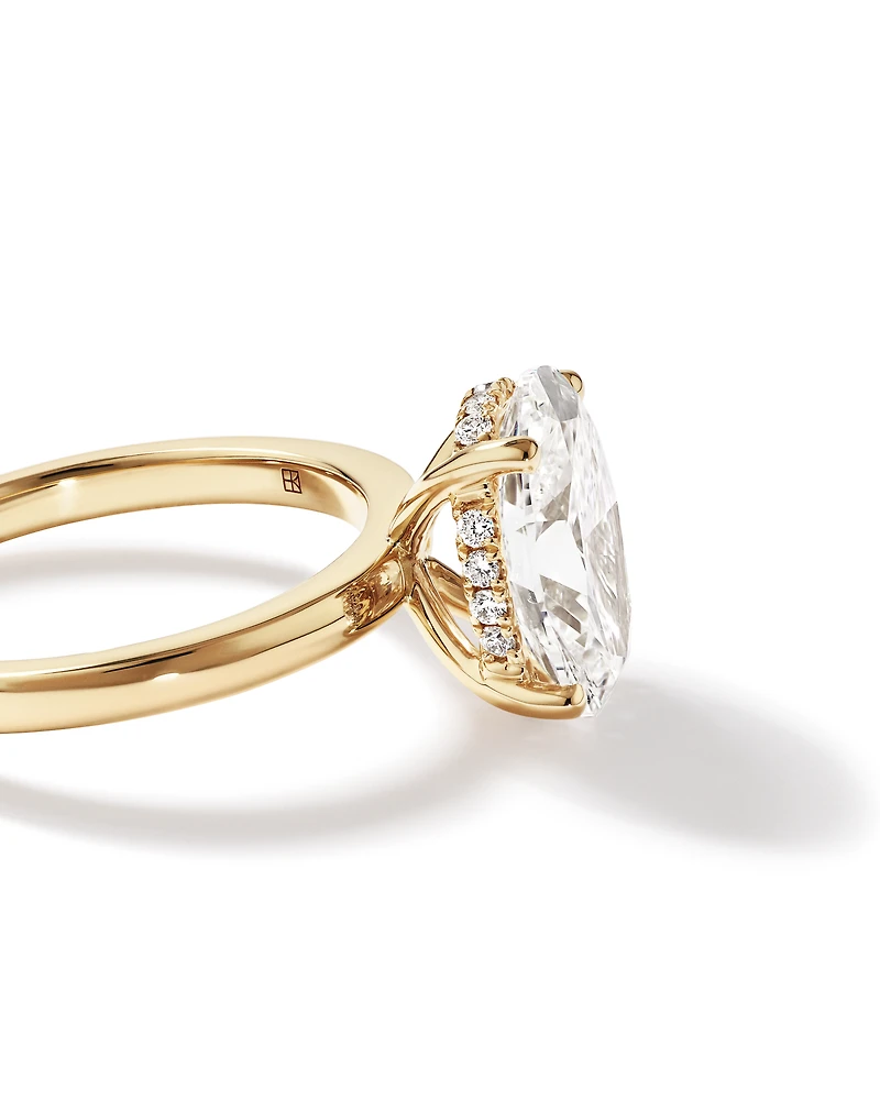 Bague solitaire en or jaune 18 carats avec diamant de laboratoire taille ovale de 3,10 carats