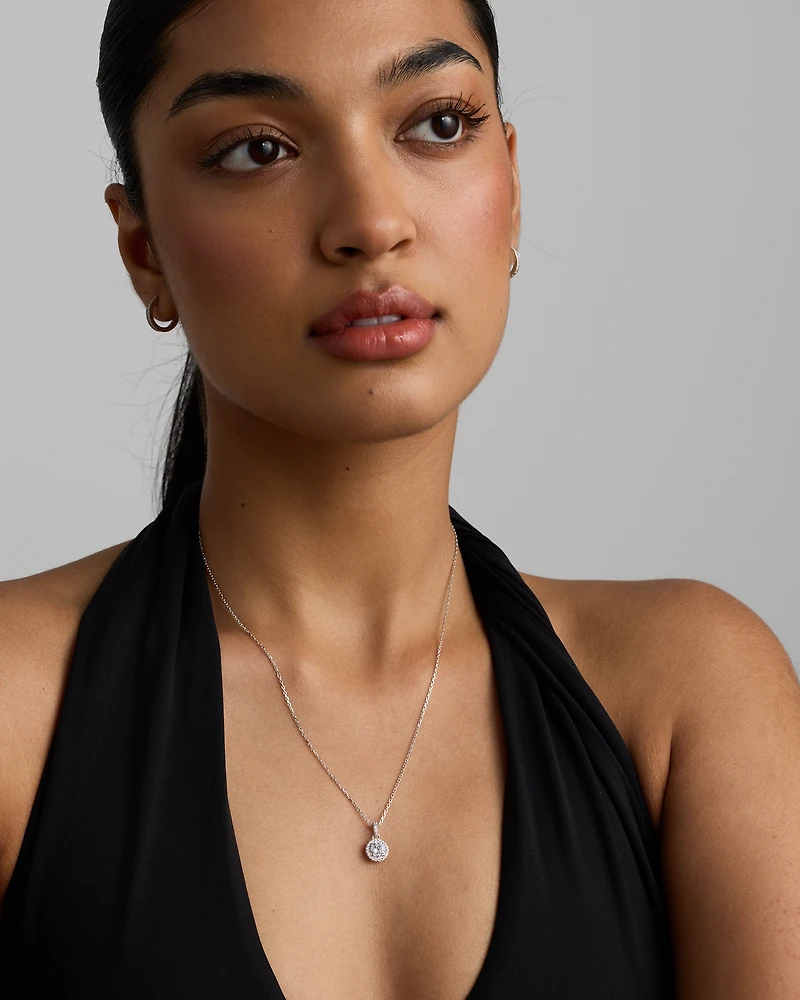 Collier Pendentif Halo en Zircon Cubique Rond Brillant en Argent Sterling