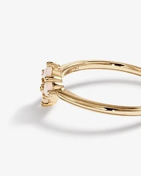 Bague avec Opale Australienne et Accents de Diamants en Or Jaune 10 kt