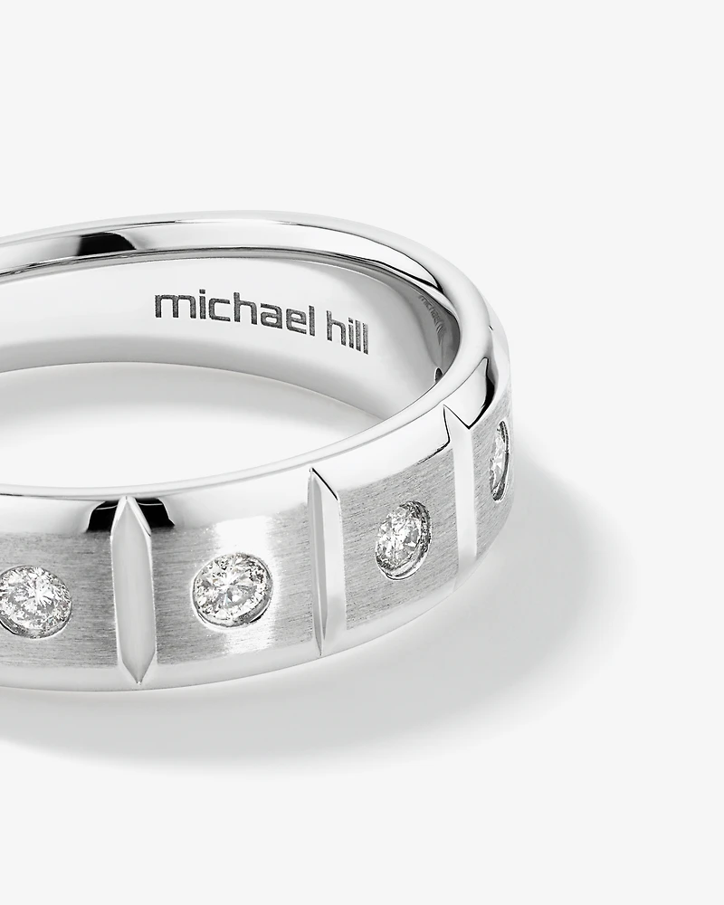 Carat TW Round Brilliant Bevelled Edge Men's Ring Platinum