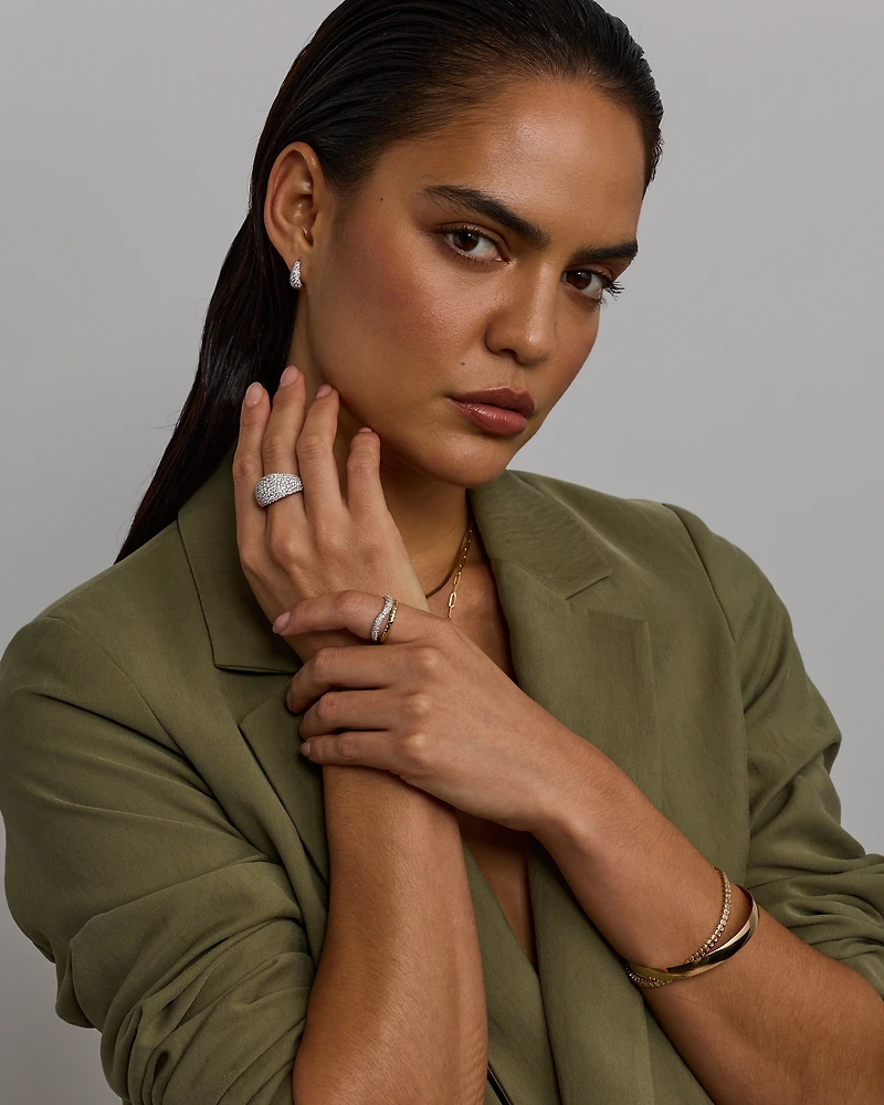 Stardust Ring with 4.06TW of Diamonds in 14kt Yellow Gold and Rhodium