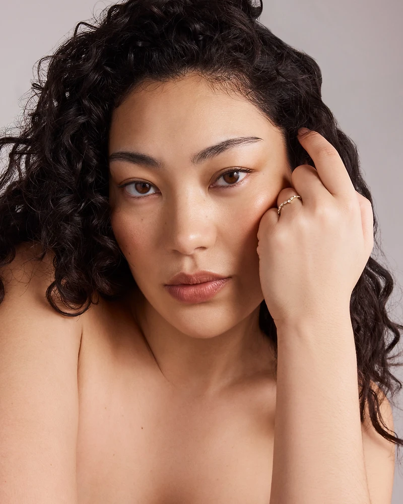 0.25 Carat TW Diamond Chevron Wedding Ring in 14kt Yellow Gold