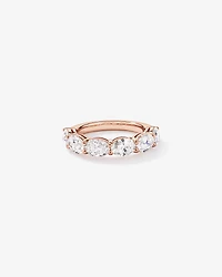 Alliance en or rose 14 carats sertie d'un diamant ovale de 3,00 cultivé laboratoire