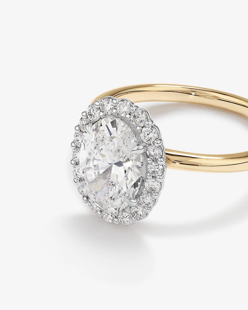 Bague de fiançailles halo de 2,34 carat TW avec diamant de laboratoire taille ovale en or jaune et blanc 14 carats