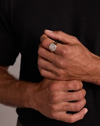 1.00 Carat TW of Cluster Diamonds 10kt Yellow Gold