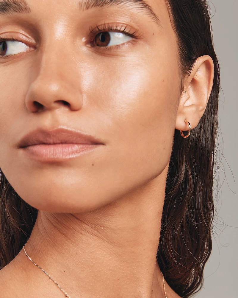 10mm Square Twist Hoop Earrings 10kt Yellow Gold